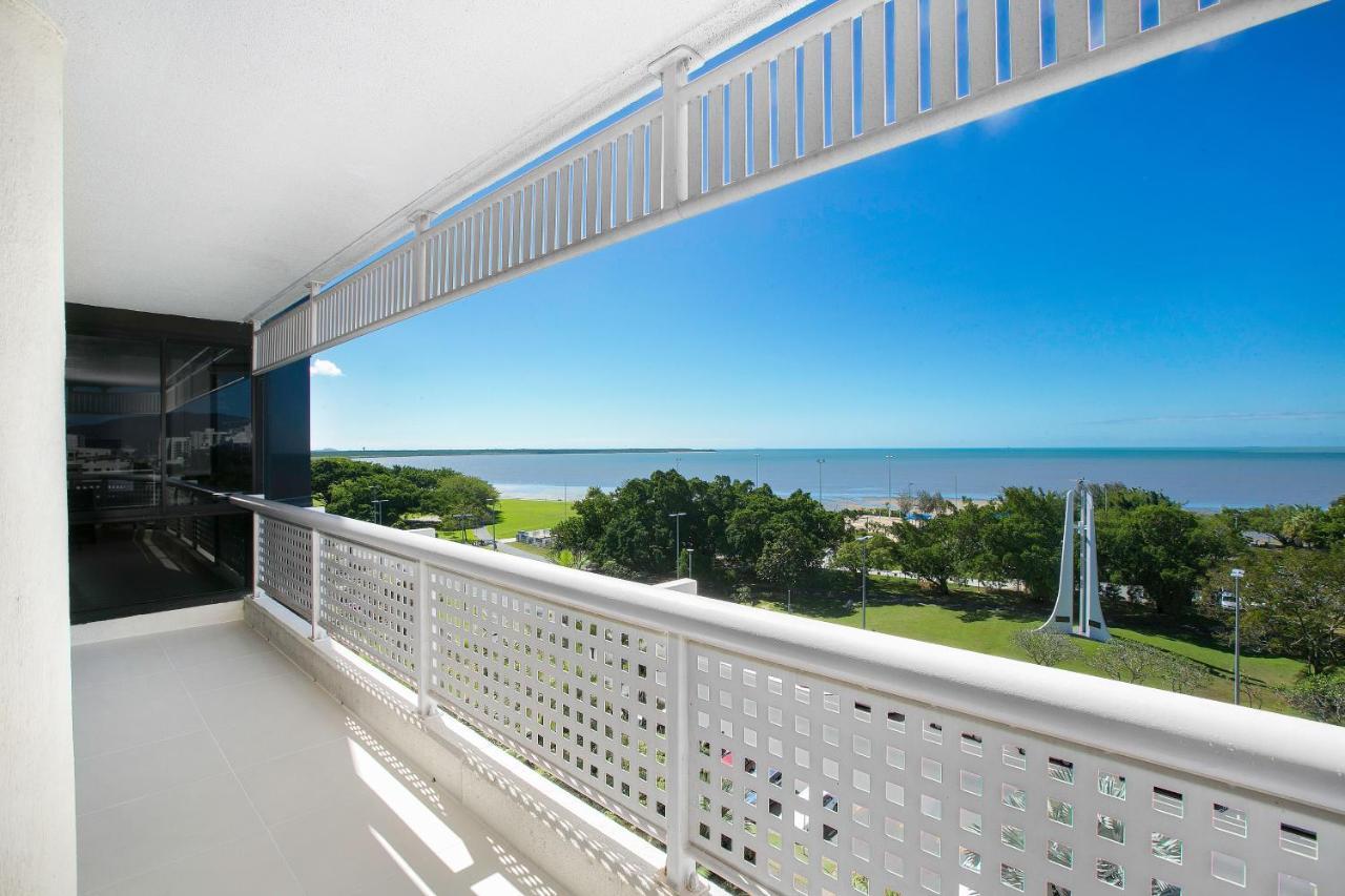 Cairns Luxury Seaview Apartment Екстериор снимка
